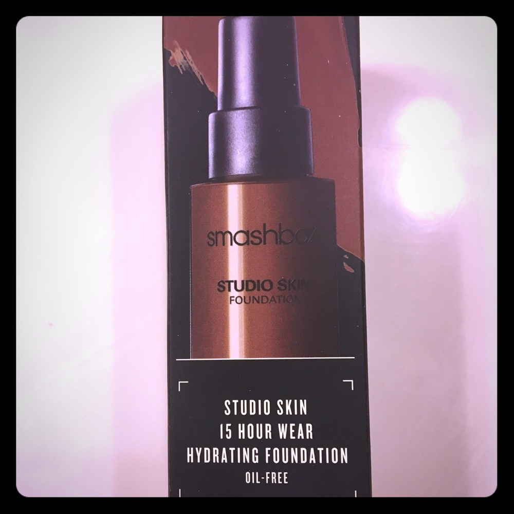 Smashbox Fountain 4.3 Brand New! Never been used!